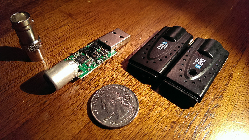 DVB-T dongle (digital TV) based on the Realtek RTL2832U and Elonics E4000 tuner.